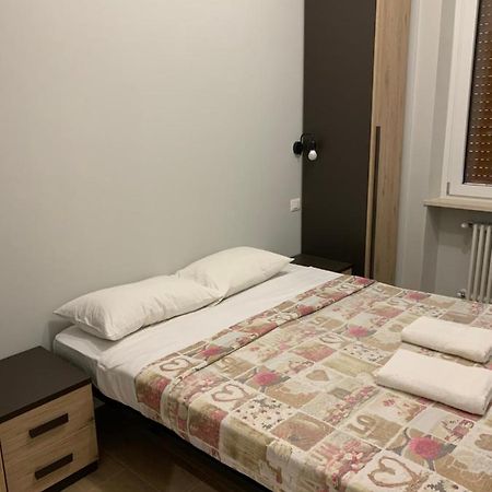 Gramsci 2 Rooms Bologne Extérieur photo